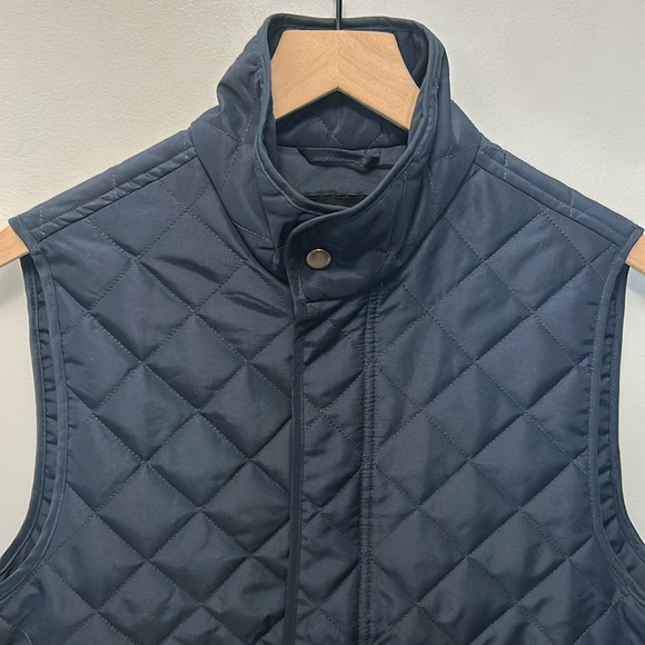 "NWT" Banana Republic Navy Blue Quilted Full Zip Vest- Women's Size Small - Picture 5 of 11